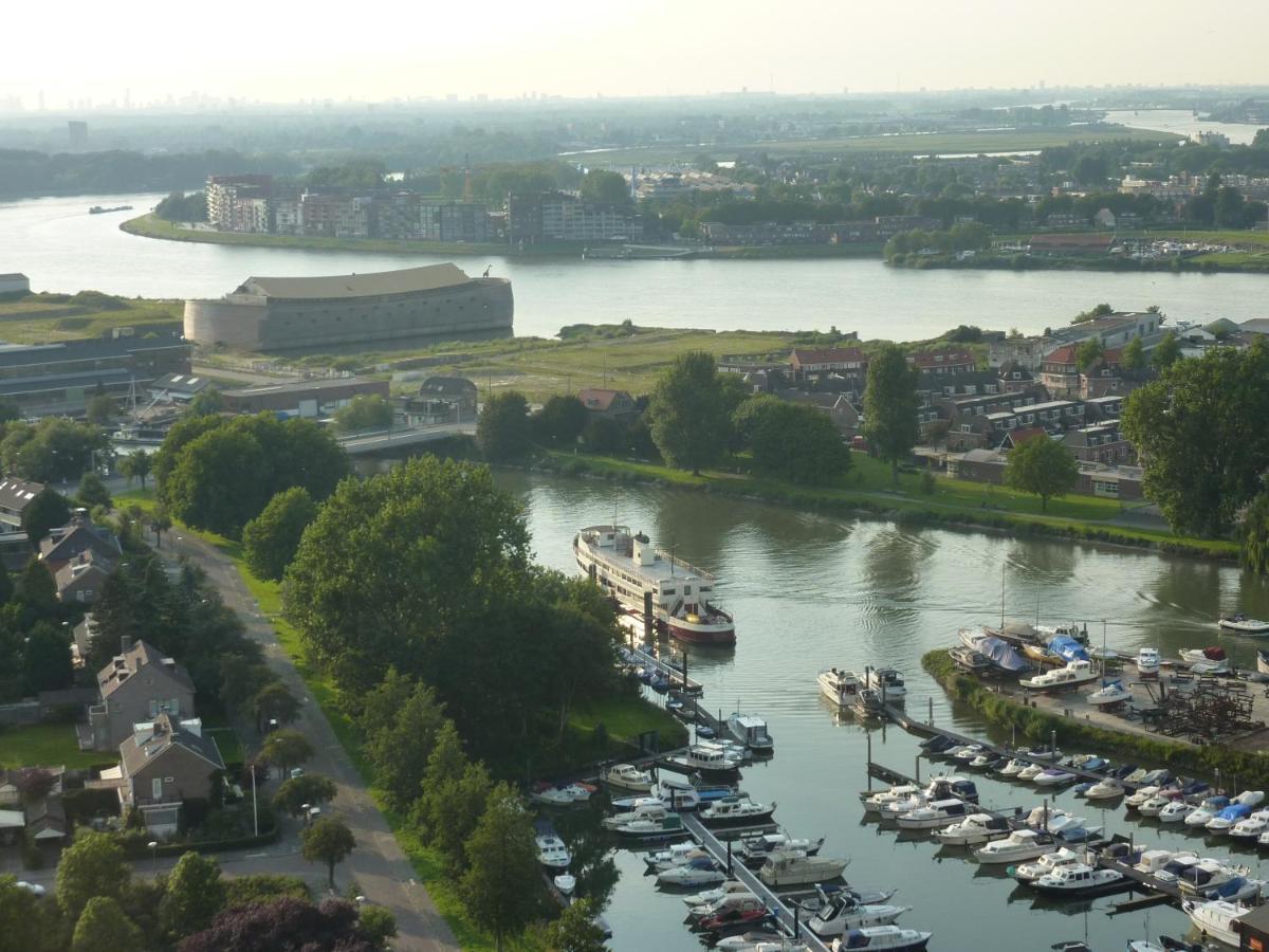 De Logeerboot Dordrecht Bed & Breakfast Ngoại thất bức ảnh