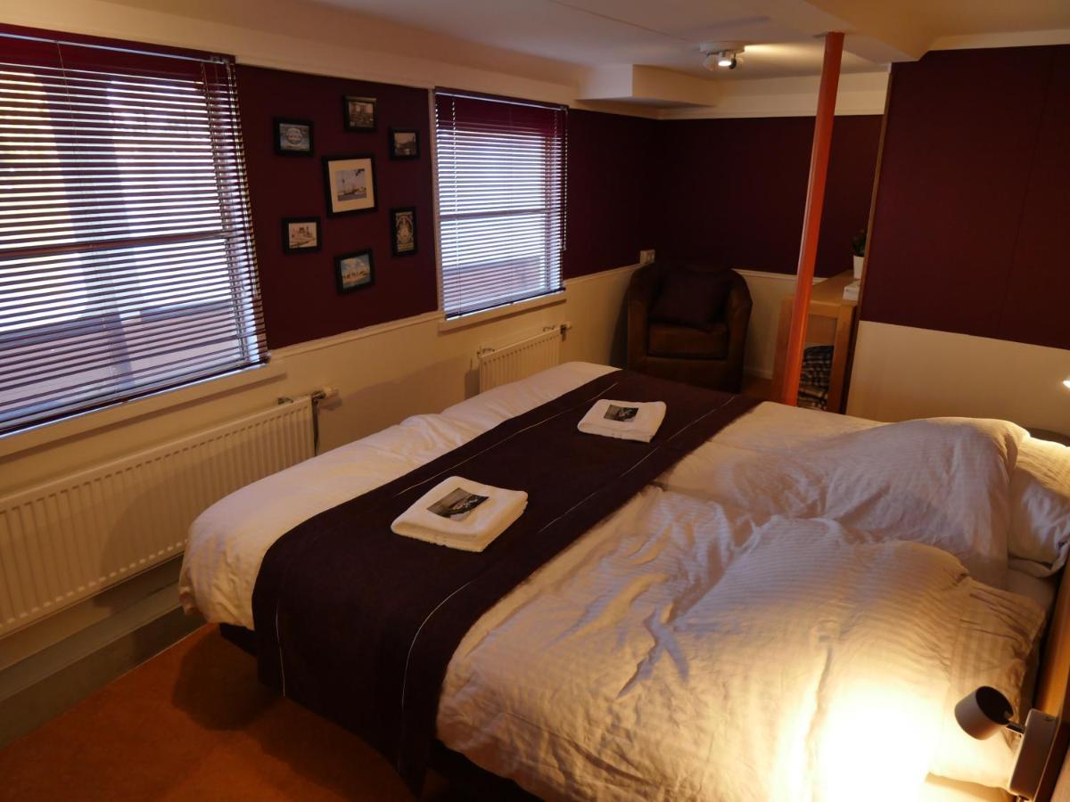 De Logeerboot Dordrecht Bed & Breakfast Ngoại thất bức ảnh