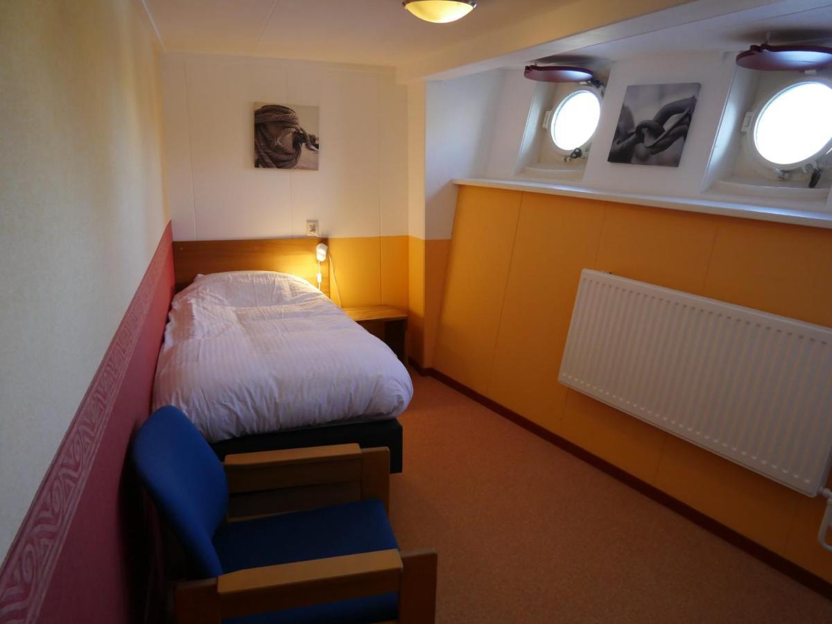 De Logeerboot Dordrecht Bed & Breakfast Ngoại thất bức ảnh