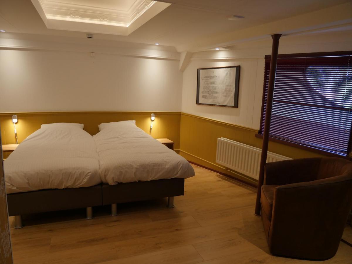 De Logeerboot Dordrecht Bed & Breakfast Ngoại thất bức ảnh