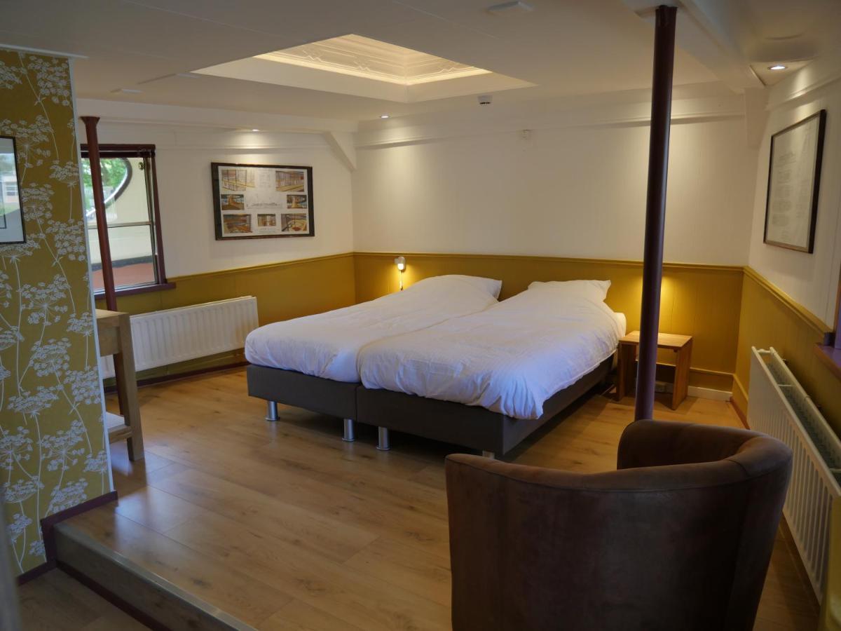 De Logeerboot Dordrecht Bed & Breakfast Ngoại thất bức ảnh