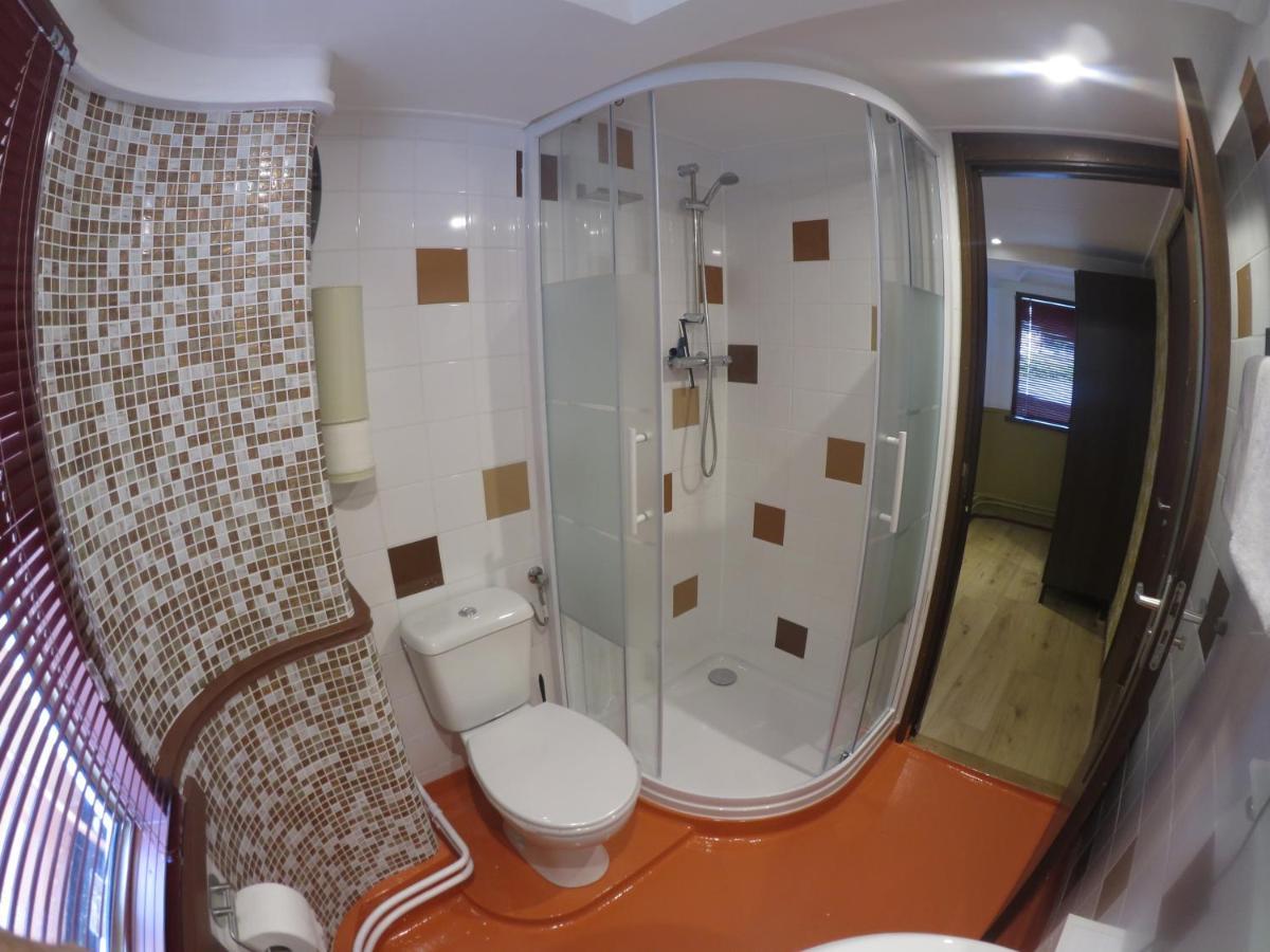 De Logeerboot Dordrecht Bed & Breakfast Ngoại thất bức ảnh