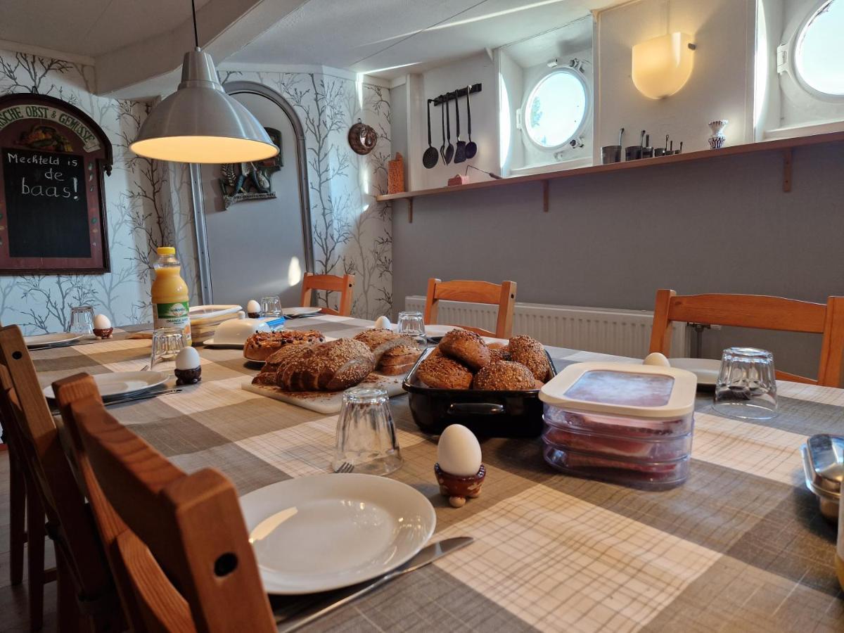 De Logeerboot Dordrecht Bed & Breakfast Ngoại thất bức ảnh